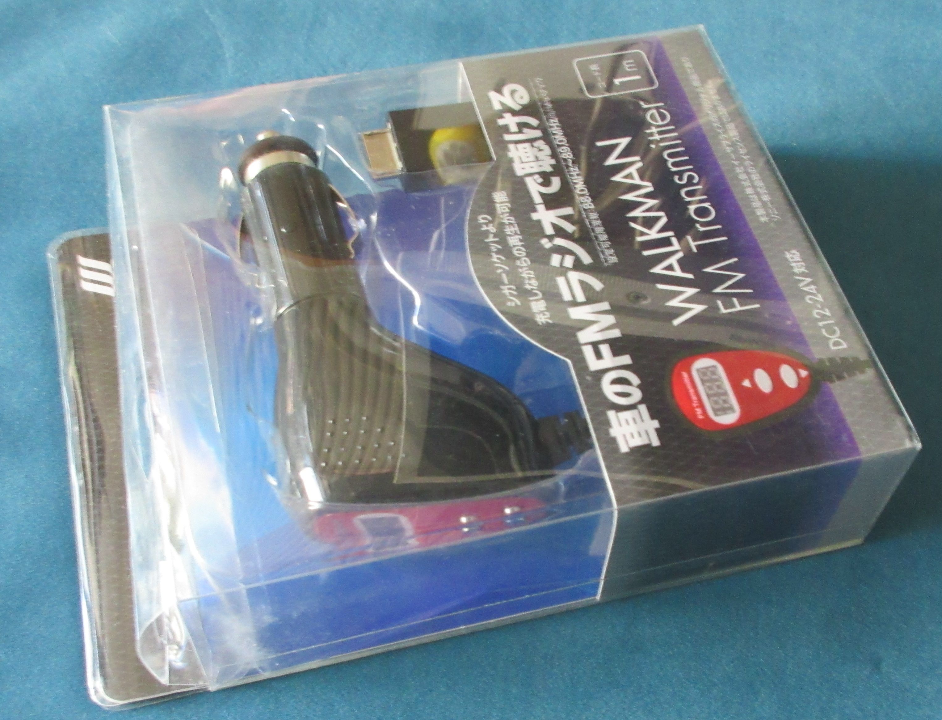 Walkman Fmトランスミッター レッド 車のfmラジオで聞ける Wm Port 22ピン 搭載のウォークマン イーサプライズ Eswmfmtm Rd Wing Webshop